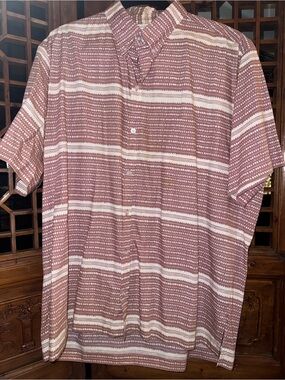 Manaola Hawaii Men's Mauve and Cream Short-Sleeve Button-Down Shirt